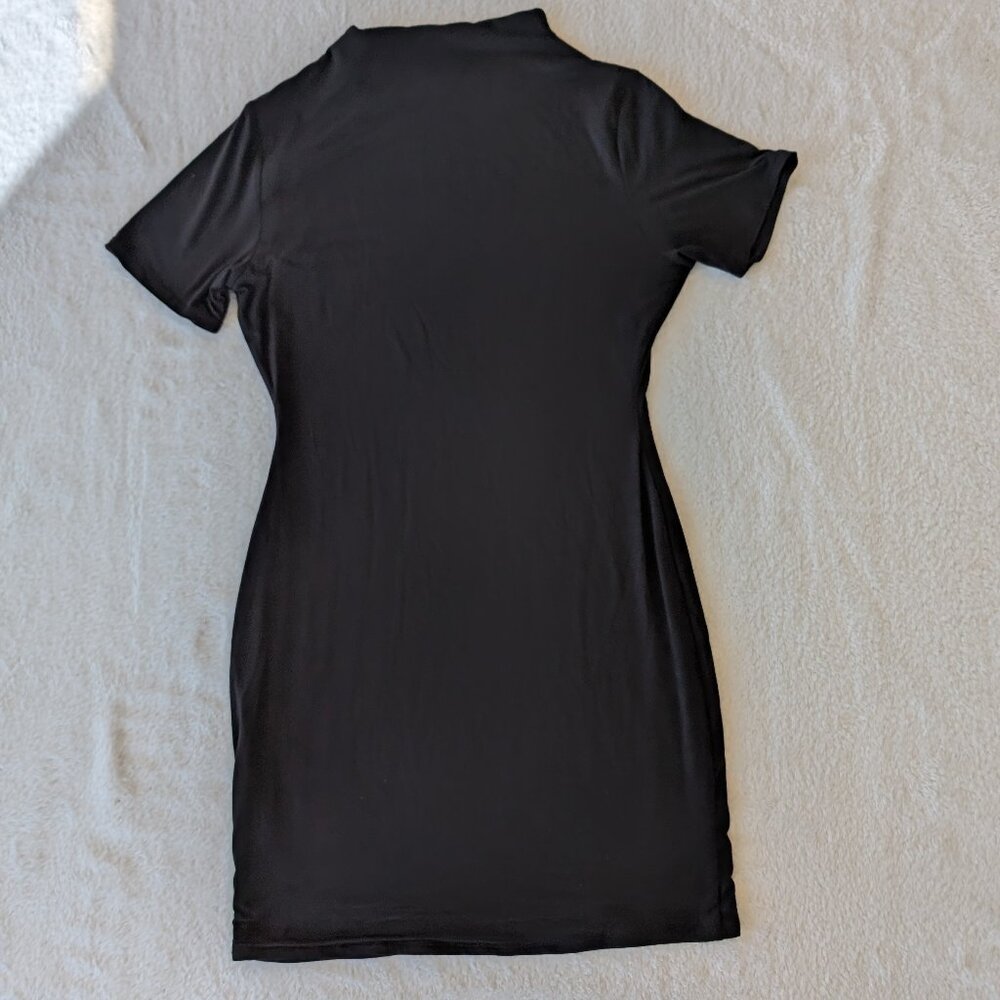 Naked Wardrobe - Body countour short dress - size XL